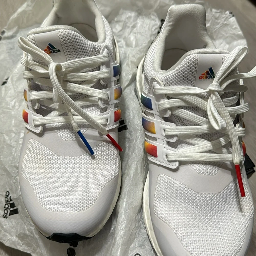 🎉Like New! Worn once Adidas Womens Shoes - Picture 7 of 11